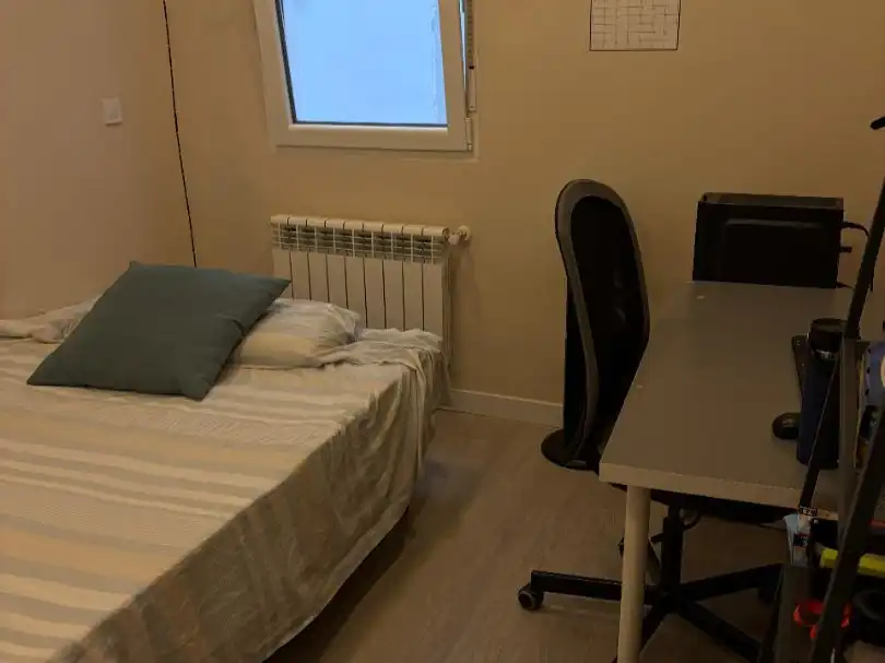 Habitación en Calle del Doce de Octubre, 17, Ibiza de Madrid Habitación de Piso para compartir en Madrid con Aire acondicionado, Calefacción y Amueblado