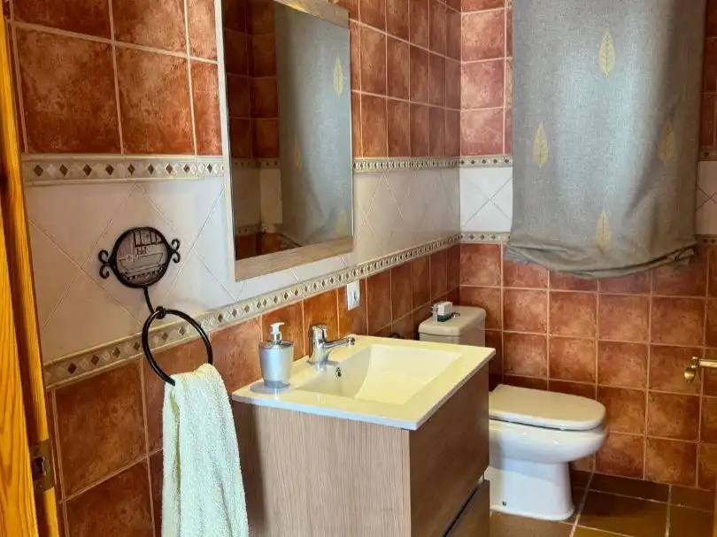 Casa o xalet en venda a Diseminado Lagos del Serrano Fase, 8, Los Lagos Bany de Casa o xalet en venda en Guillena amb Aire condicionat, Calefacció i Jardí privat