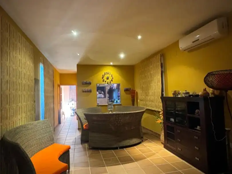 Casa o xalet en venda a Diseminado Lagos del Serrano Fase, 8, Los Lagos Casa o xalet en venda en Guillena amb Aire condicionat, Calefacció i Jardí privat