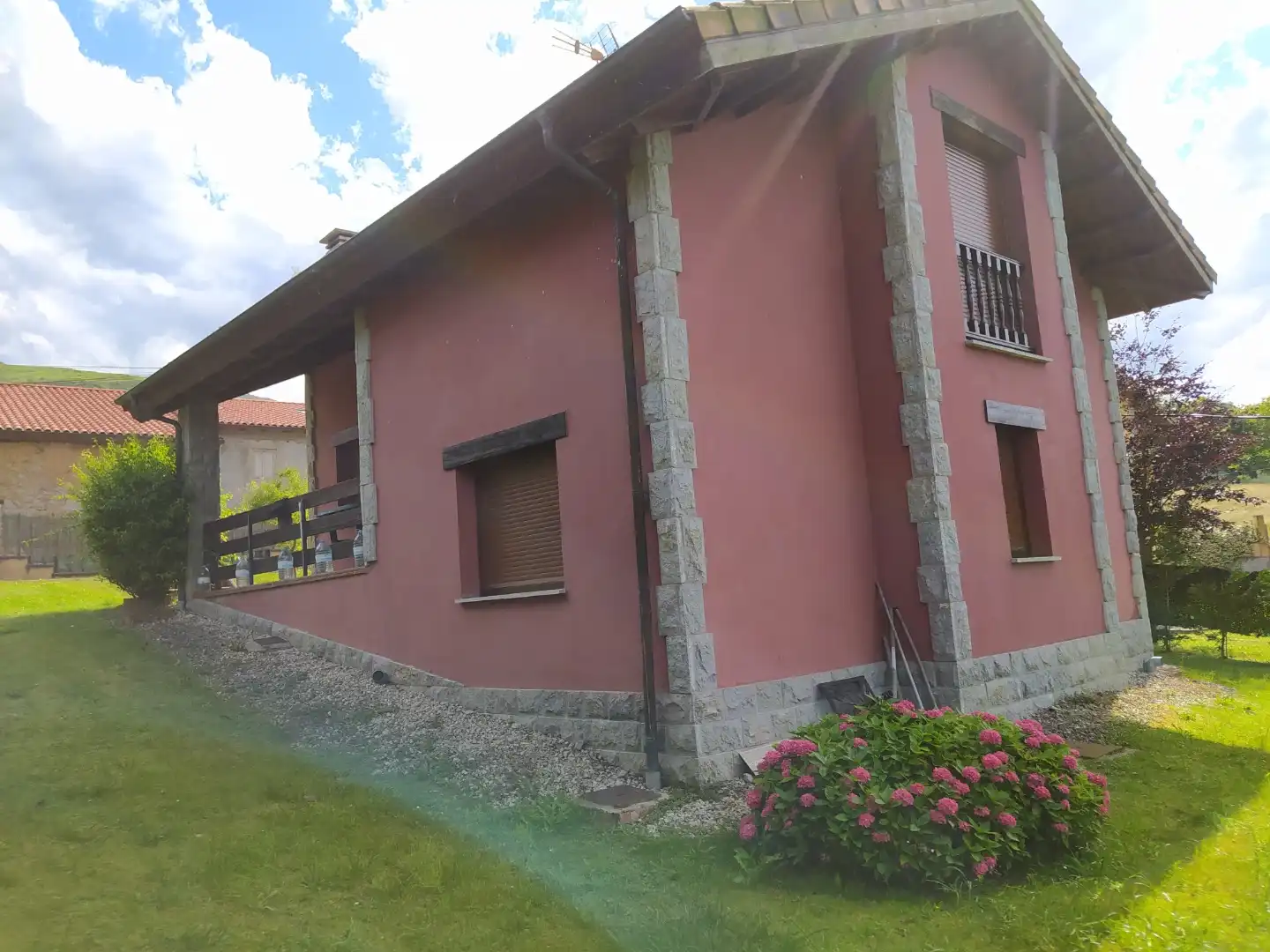 Casa o chalet en venta en Lugar la Borbolla, 86, Vidiago - Pendueles - Tresgrandas Vista exterior de Casa o chalet en venta en Llanes con Calefacción, Jardín privado y Amueblado