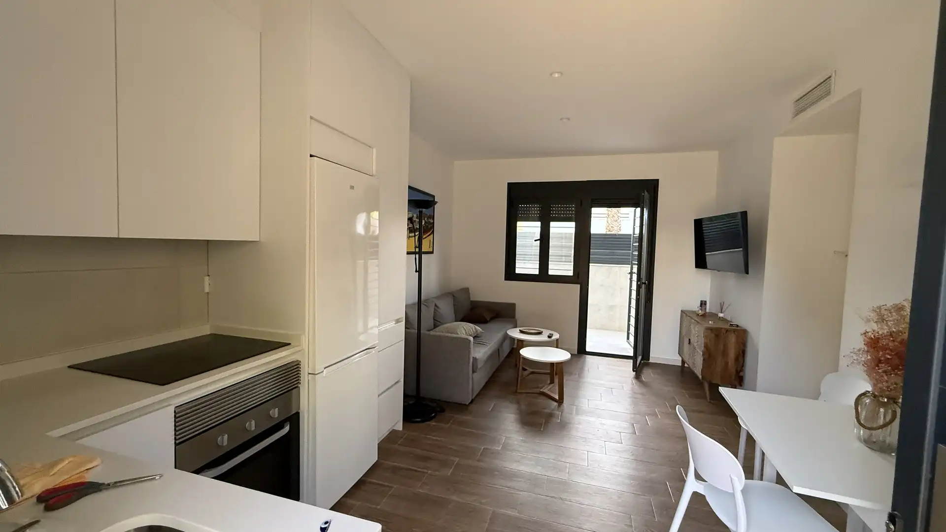 Piso de alquiler en Avenida Doctor Barnard, 6, El Hornillo Sala de estar de Piso de alquiler en Águilas con Aire acondicionado, Jardín privado y Terraza