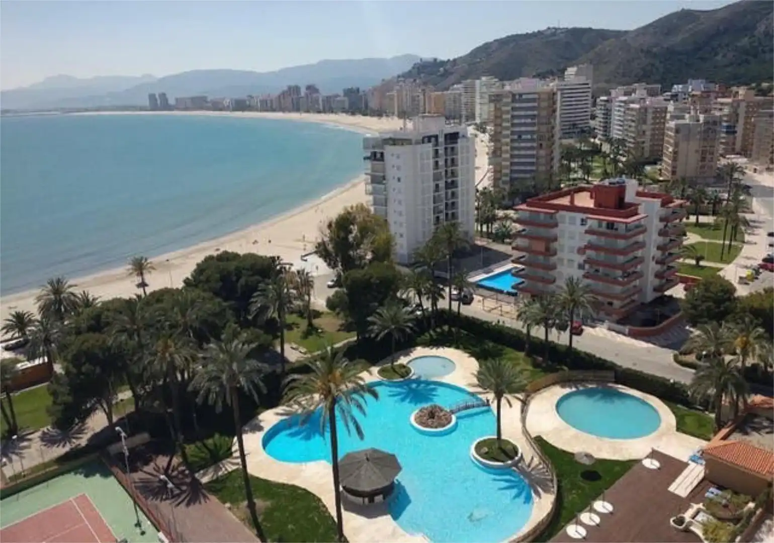 Piso de alquiler en Enguera Habitación de Piso de alquiler en Enguera con Jardín privado, Terraza y Piscina