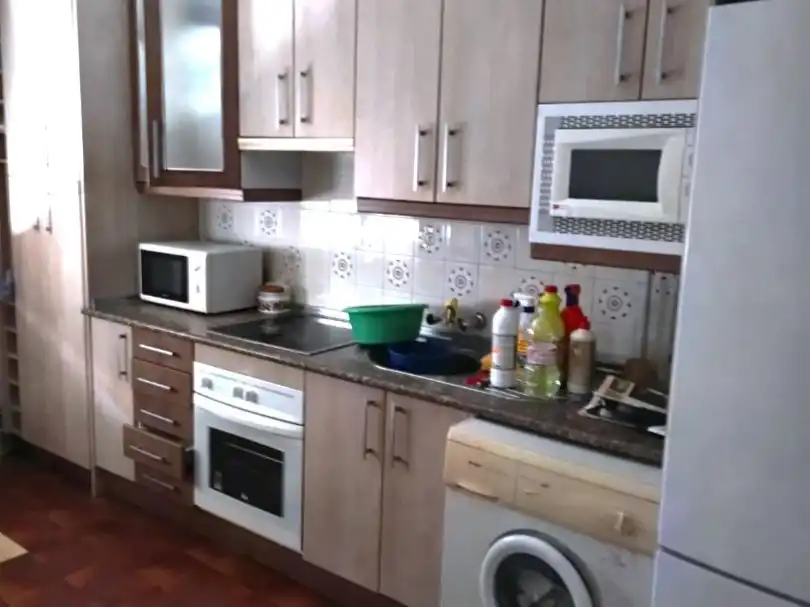 Flat for rent in Calle Doctor Lorenzo Velázquez, 2, Arenas de San Pedro Kitchen of Flat for rent in Arenas de San Pedro with Heating, Terrace and Furnished