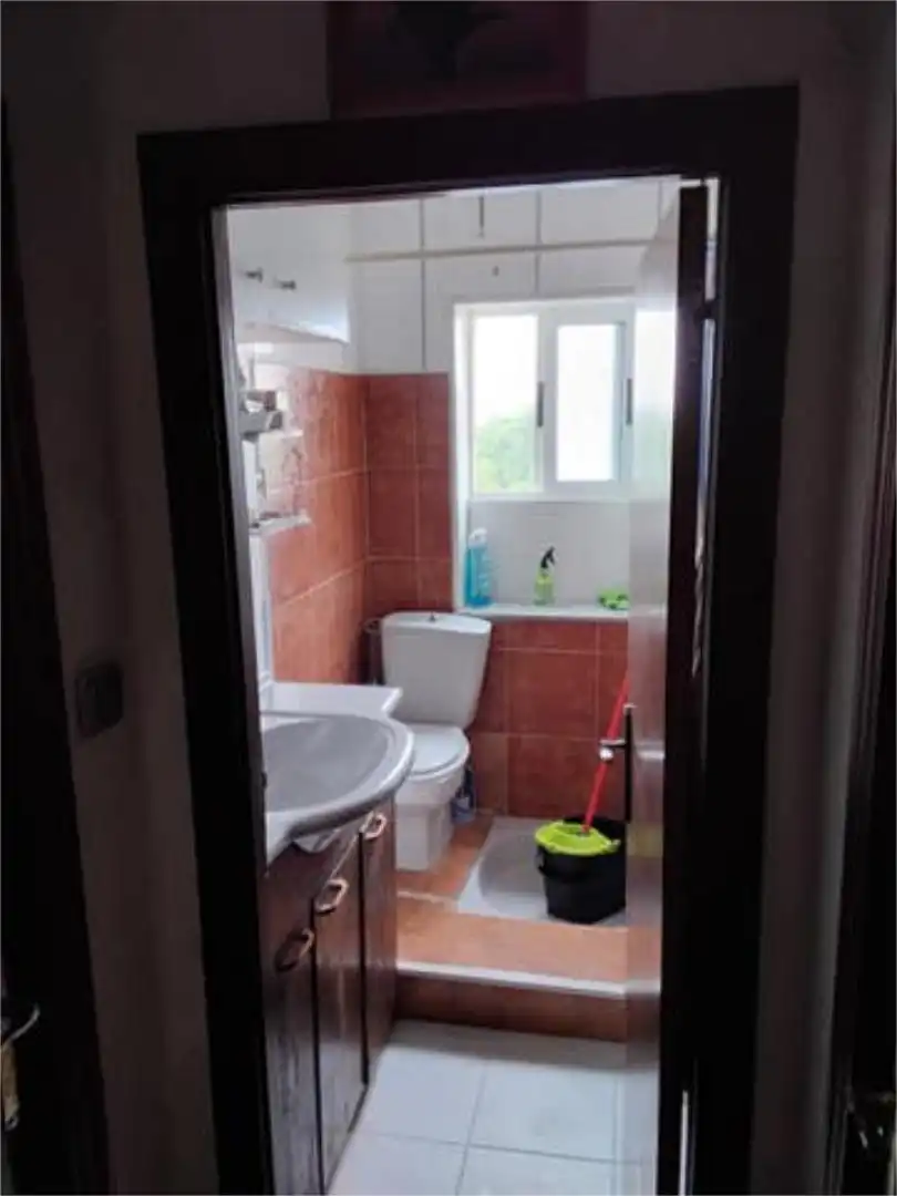 Baño de Piso en venta en Avilés con Amueblado