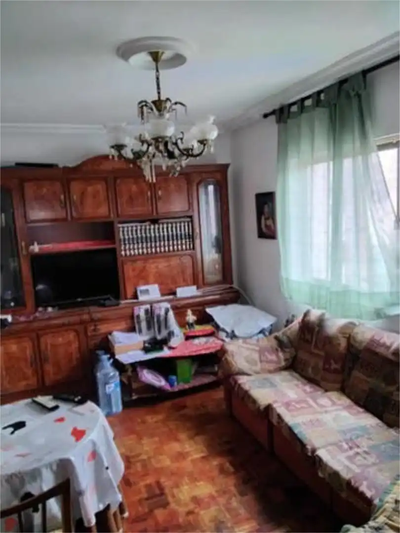 Sala de estar de Piso en venta en Avilés con Amueblado