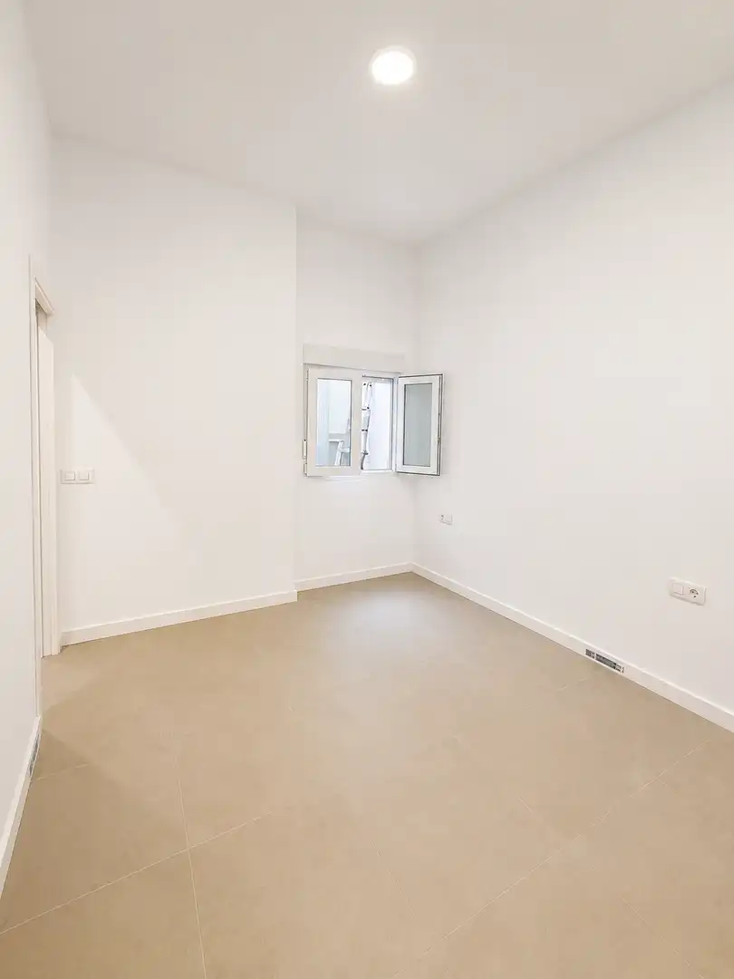 Flat for sale in Santa Cruz de Tenerife  with Heating and Furnished