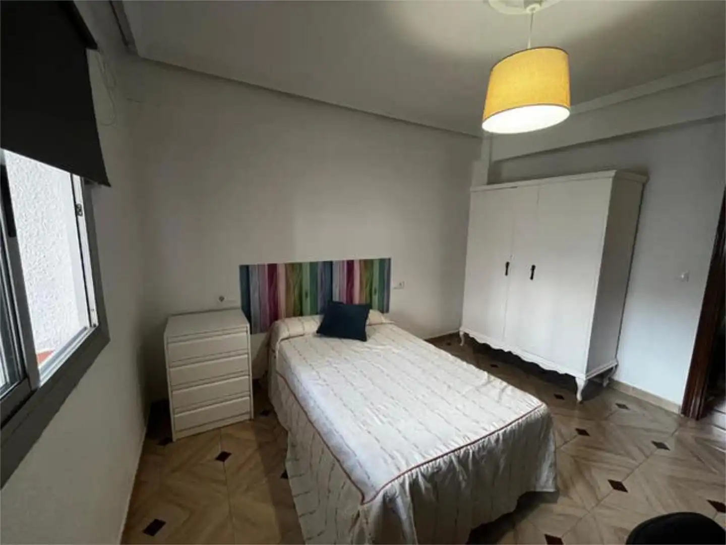 Bedroom of Flat for rent in Cuenca  with Heating, Terrace and Furnished