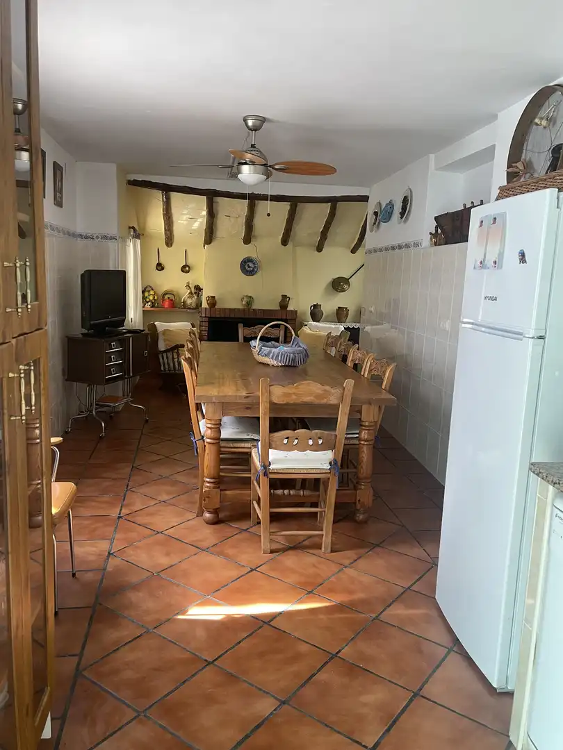 Casa adosada en venda a Calle Real, 11, Osa de la Vega Menjador de Casa adosada en venda en Osa de la Vega amb Jardí privat, Terrassa i Piscina