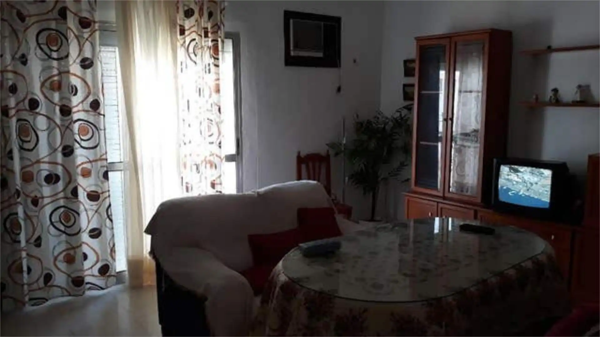 Sala d'estar de Pis en venda en Sevilla amb Calefacció, Terrassa i Traster