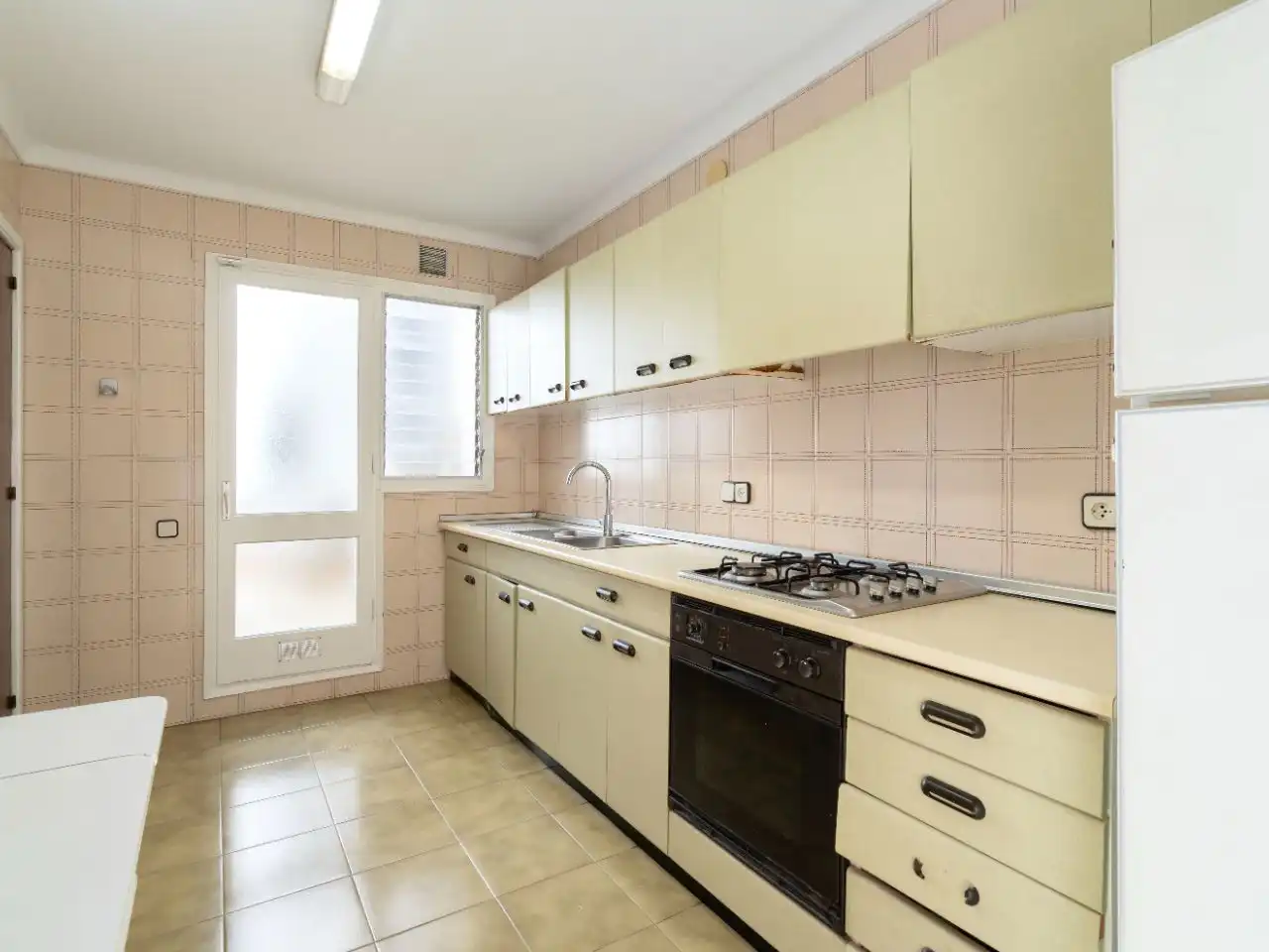 Flat for sale in Horta Kitchen of Flat for sale in Barcelona Capital with Terrace and Balcony