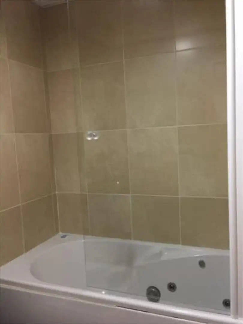 Bathroom of Flat for sale in La Línea de la Concepción  with Heating