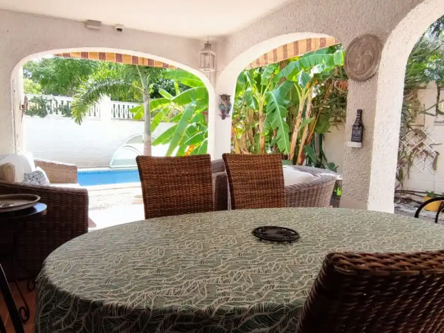 Houses for rent in Carrer Font de la Favara, 4, La Font - Mezquitas Terrace of Houses for rent in Sant Joan d'Alacant with Air Conditioner, Heating and Private garden