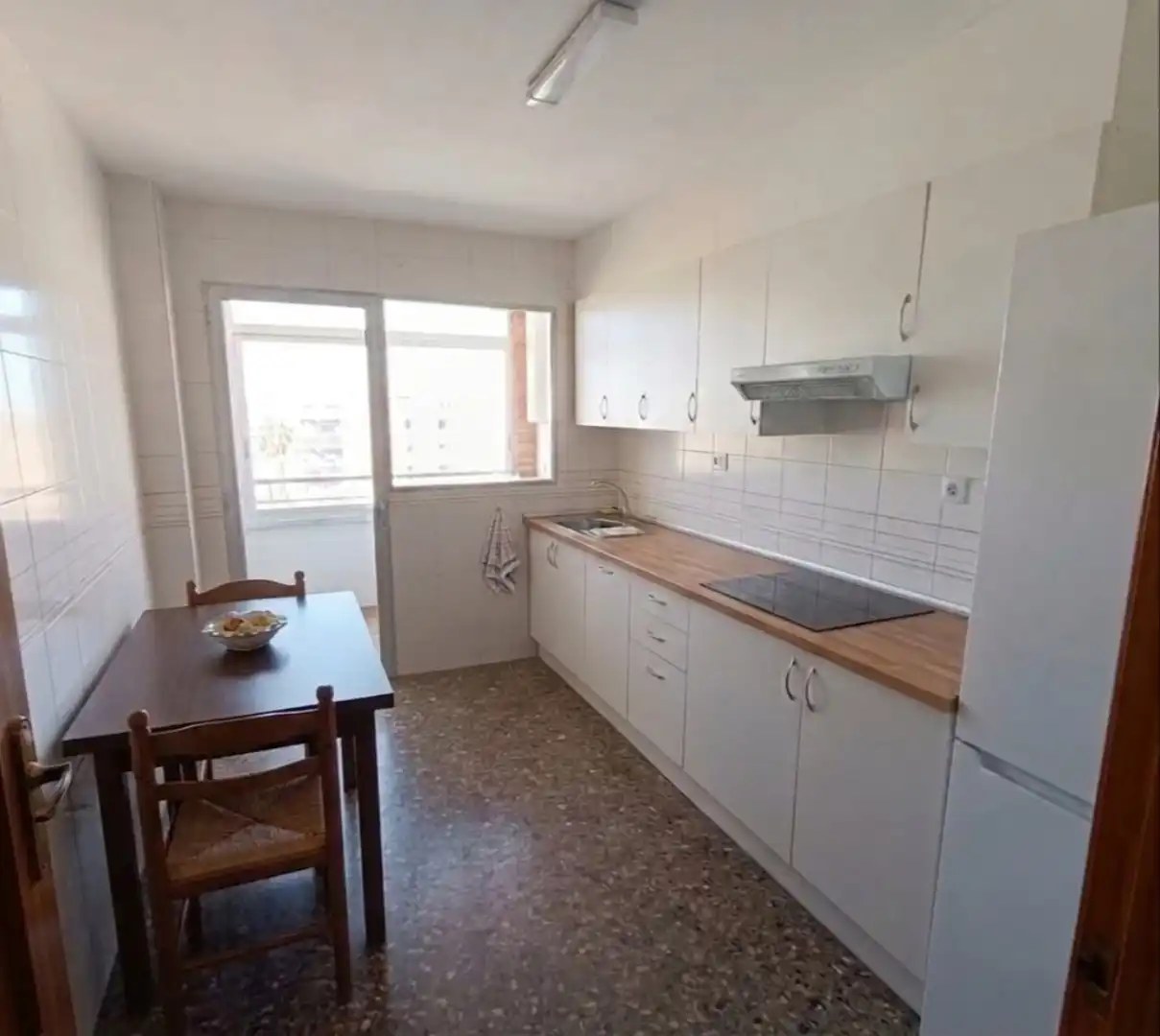 Room in Carrer Sant Joaquim, 1, Centro Room in Carrer Sant Joaquim, 1, Centro