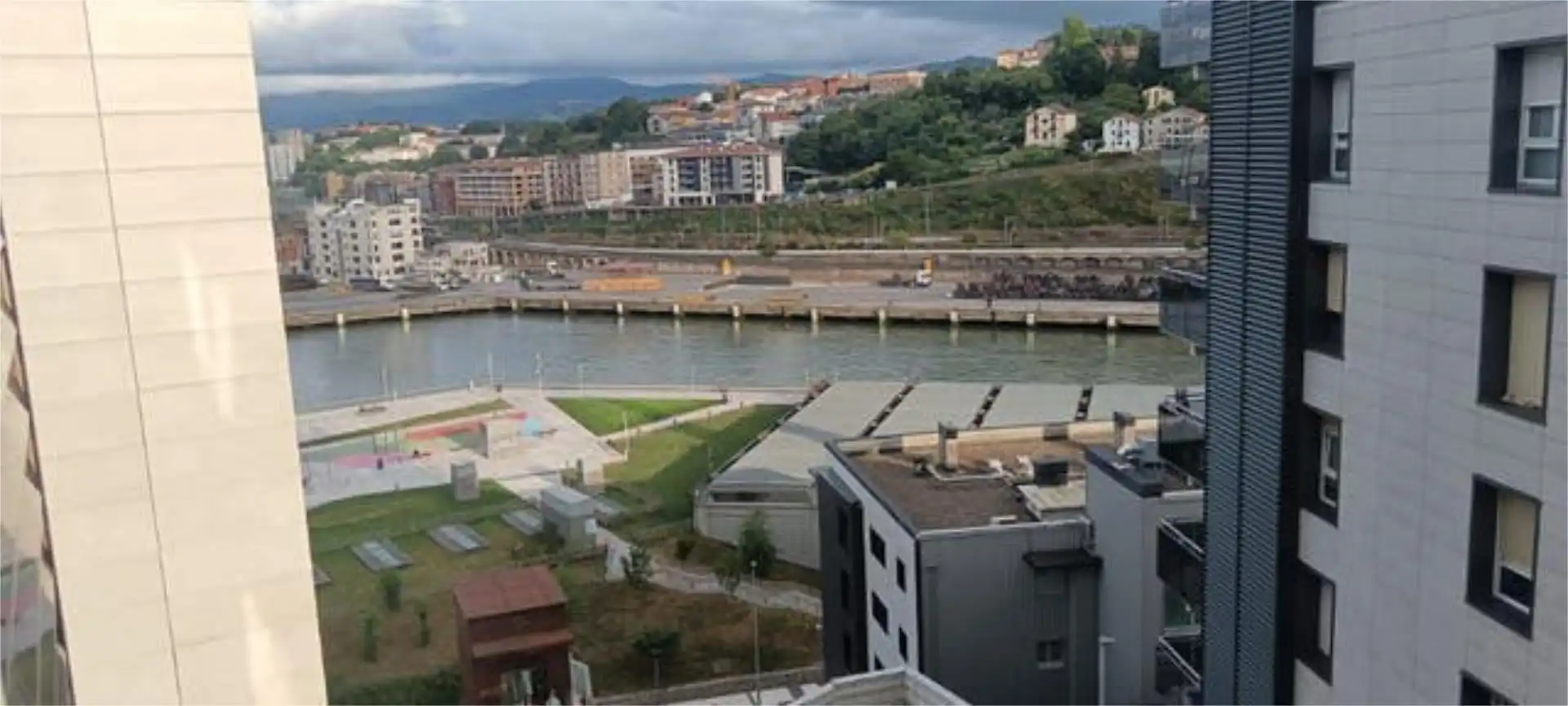 Vista exterior de Piso en venta en Pasaia