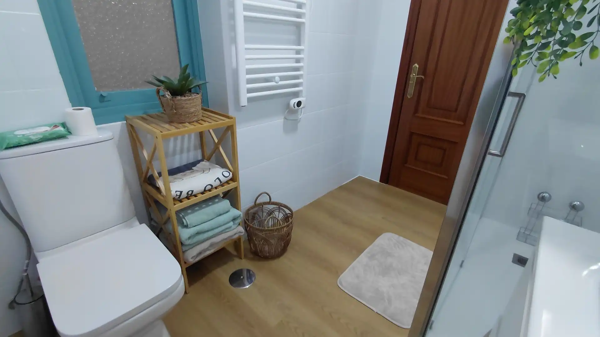 Flat for rent in Rúa Uruguai, 15, Zona Ultramar Bathroom of Flat for rent in Ferrol