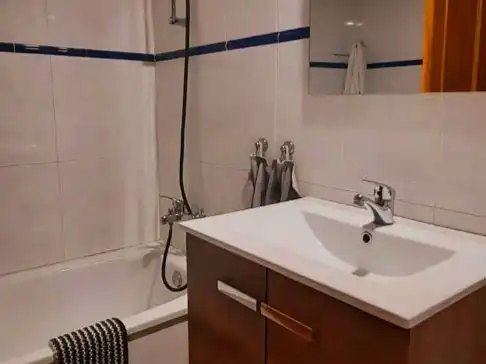 Piso de alquiler en Calle Pereza, 31, Trevélez Baño de Piso de alquiler en Trevélez con Calefacción y Amueblado