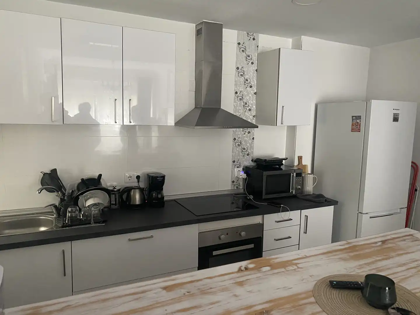 Flat for rent in Calle del Príncipe de Vergara, 200, Ciudad Jardín Kitchen of Flat for rent in Madrid with Air Conditioner, Heating and Parquet flooring
