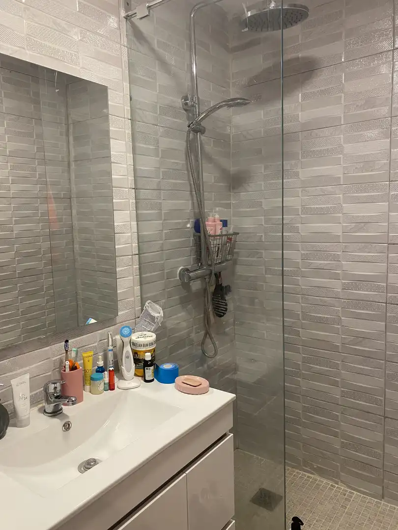 Flat for rent in Calle del Príncipe de Vergara, 200, Ciudad Jardín Bathroom of Flat for rent in Madrid with Air Conditioner, Heating and Parquet flooring