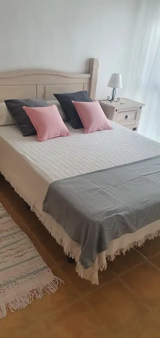 Piso de alquiler en Calle Virgen de Fátima, 12, Triana Este Habitación de Piso de alquiler en Sevilla Capital con Aire acondicionado y Balcón