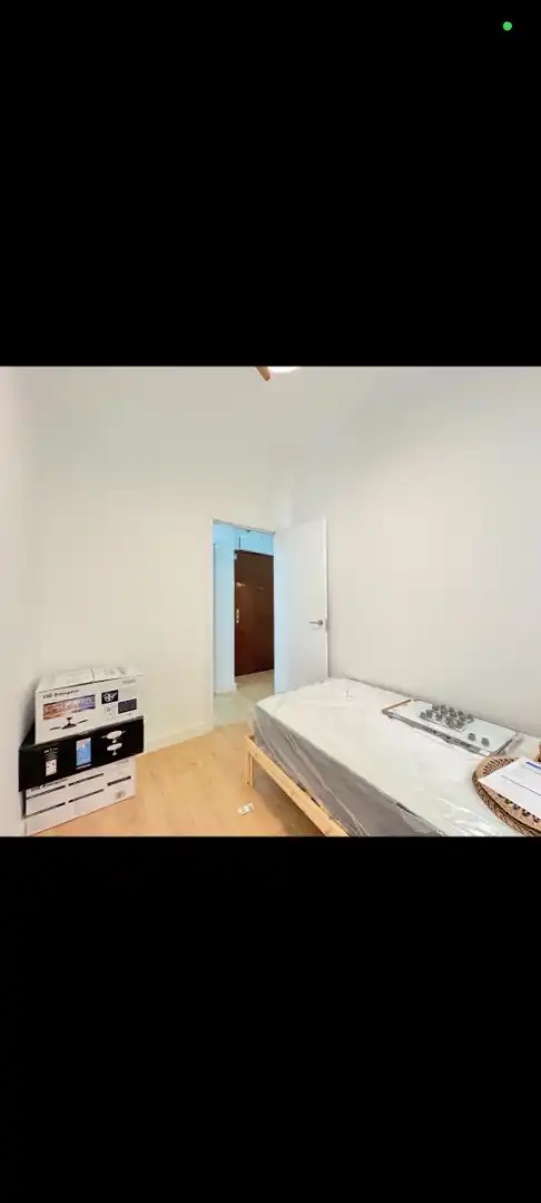 Piso en venta en Calle Virgen del Sagrario, 21, Concepción Habitación de Piso en venta en Madrid con Jardín privado y Trastero