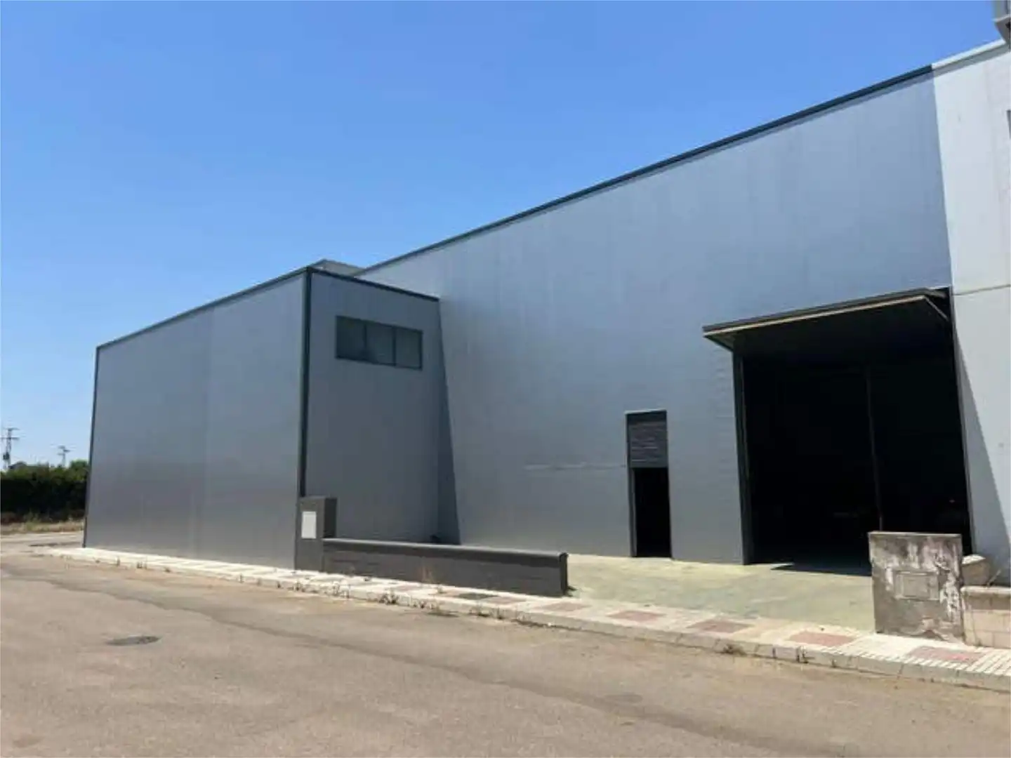 Industrial buildings for rent in Alcalá del Río Exterior view of Industrial buildings for rent in Alcalá del Río