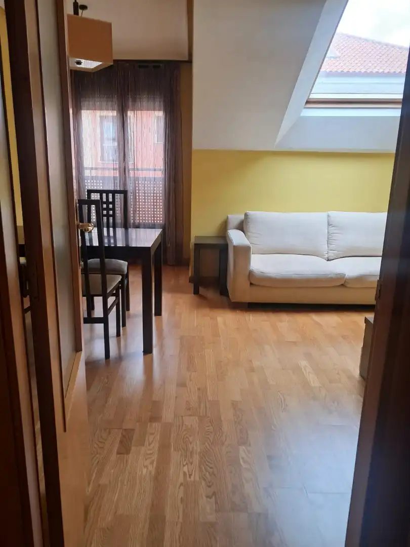 Pis en venda a Calle Luis Sala Balust, 17, Pizarrales Sala d'estar de Pis en venda en Salamanca amb Balcó