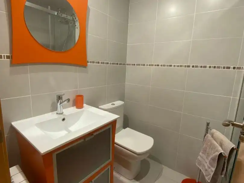 Flat for sale in Calle de Sierra Bullones, 21, Valdeacederas Bathroom of Flat for sale in Madrid with Heating, Furnished and Community parking