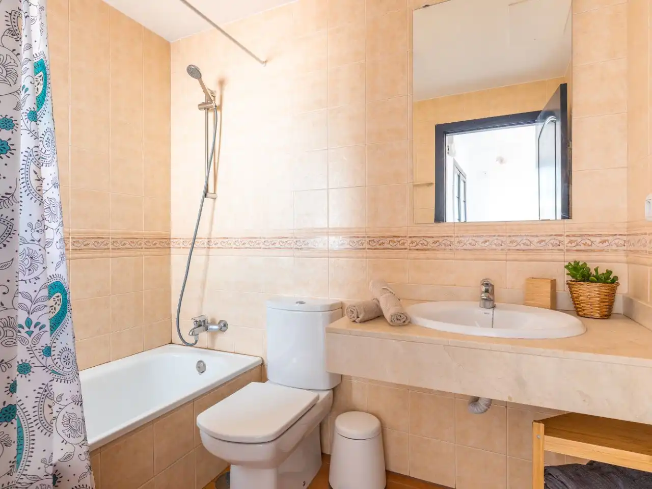 Houses for sale in Calle el Hierro, 3, Corralejo Bathroom of Houses for sale in La Oliva with Private garden, Terrace and Swimming Pool
