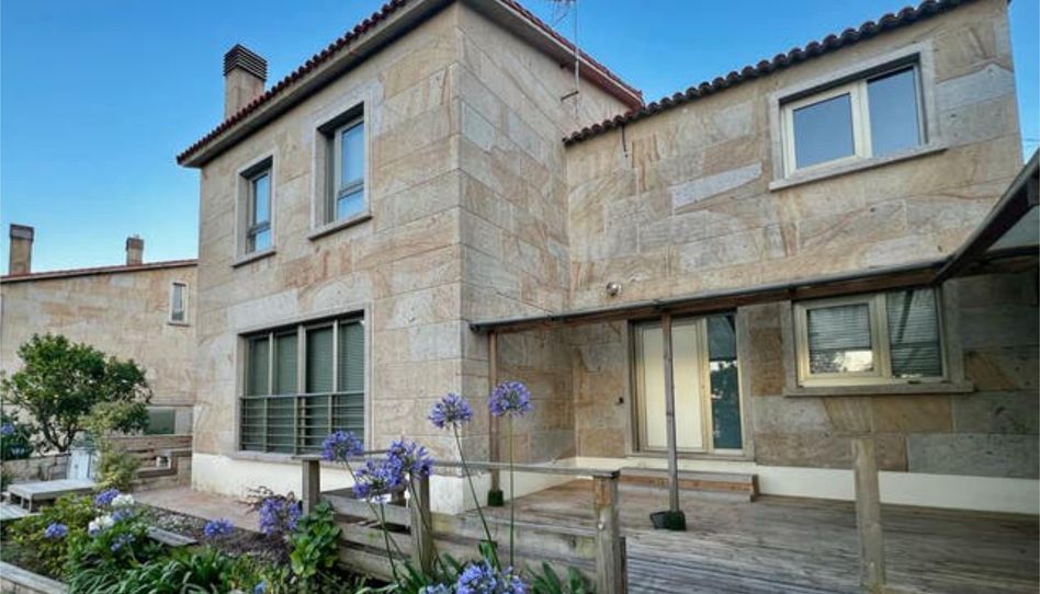 Casa adosada en venta en O Hío, Cangas - imagen 1 Foto 1 de Casa adosada en venta en O Hío, Cangas