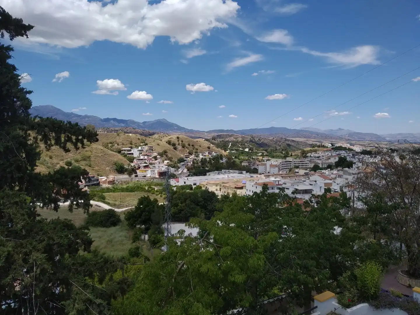 Casa adosada en venta en Coín Vista exterior de Casa adosada en venta en Coín con Aire acondicionado, Terraza y Amueblado