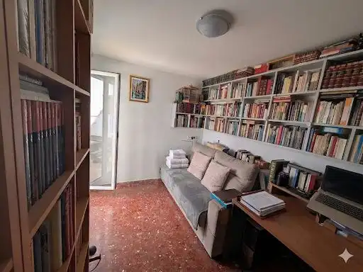 Casa adosada en venta en Coín Sala de estar de Casa adosada en venta en Coín con Aire acondicionado, Terraza y Amueblado
