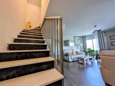 Casa adosada en venta en Coín Casa adosada en venta en Coín con Aire acondicionado, Terraza y Amueblado