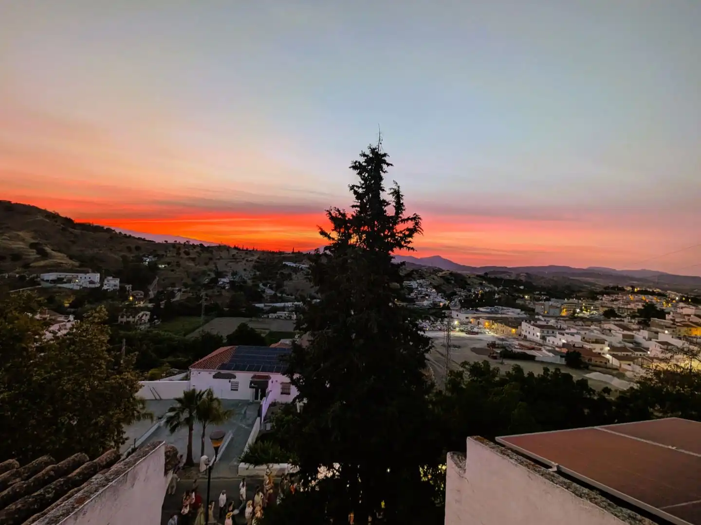 Casa adosada en venta en Coín Vista exterior de Casa adosada en venta en Coín con Aire acondicionado, Terraza y Amueblado