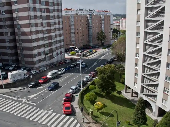 Piso de alquiler en Avenida de Monelos, 2, Someso - Matogrande Vista exterior de Piso de alquiler en A Coruña Capital con Calefacción, Parquet y Trastero