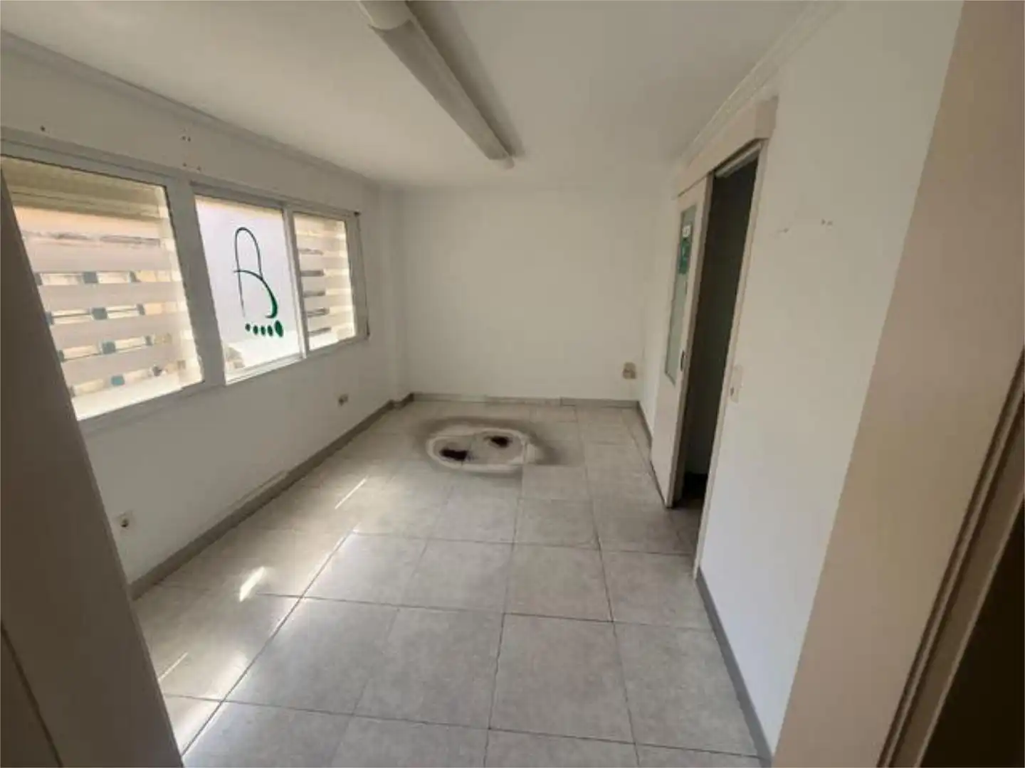 Office for rent in Padrón