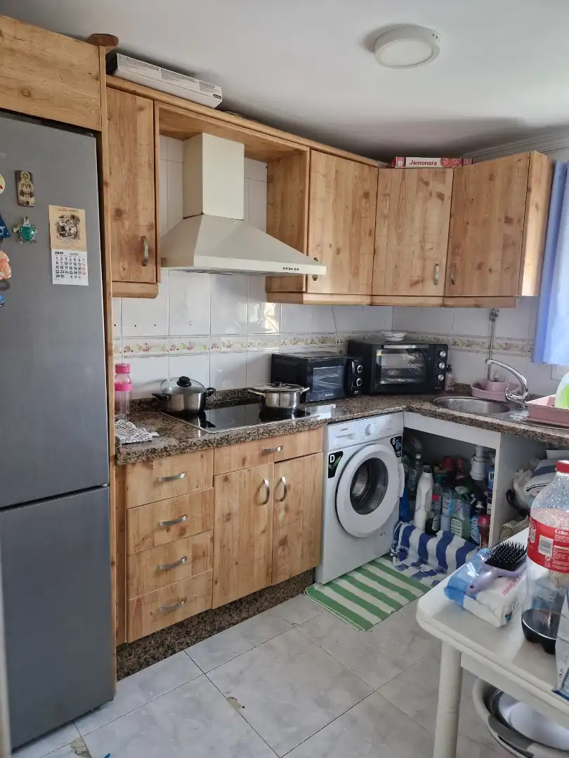 Piso en venta en Calle Juan Ramón Jiménez, 16, Ctra Jerez - Ctra del Puerto Cocina de Piso en venta en Sanlúcar de Barrameda