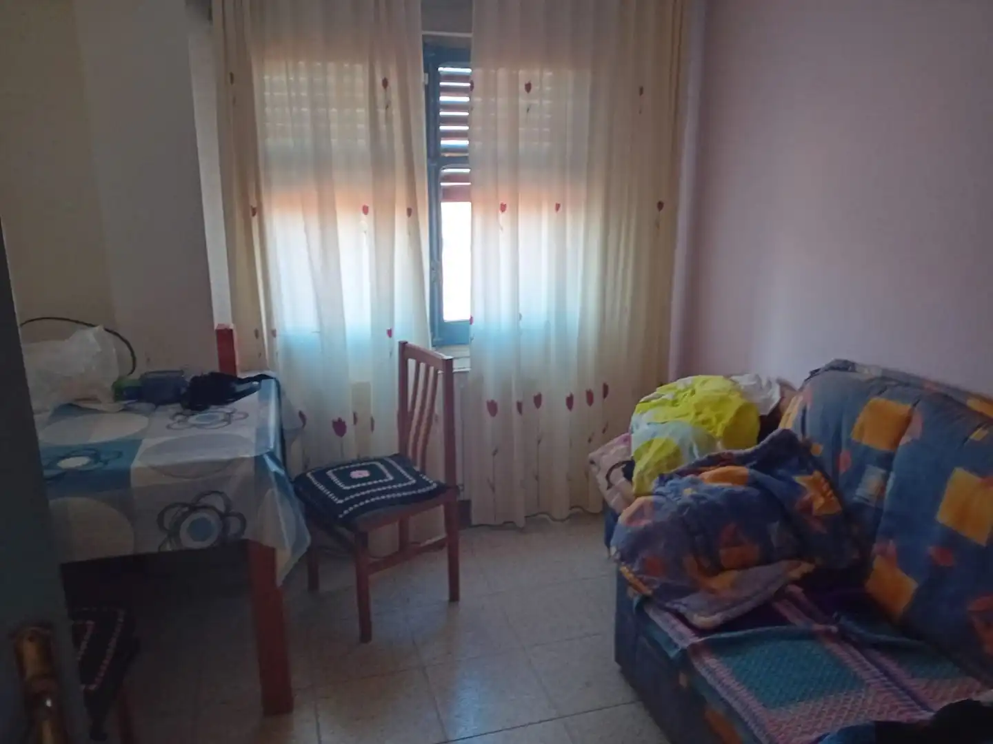 Habitación de Piso en venta en Zaragoza con Aire acondicionado, Calefacción y Terraza