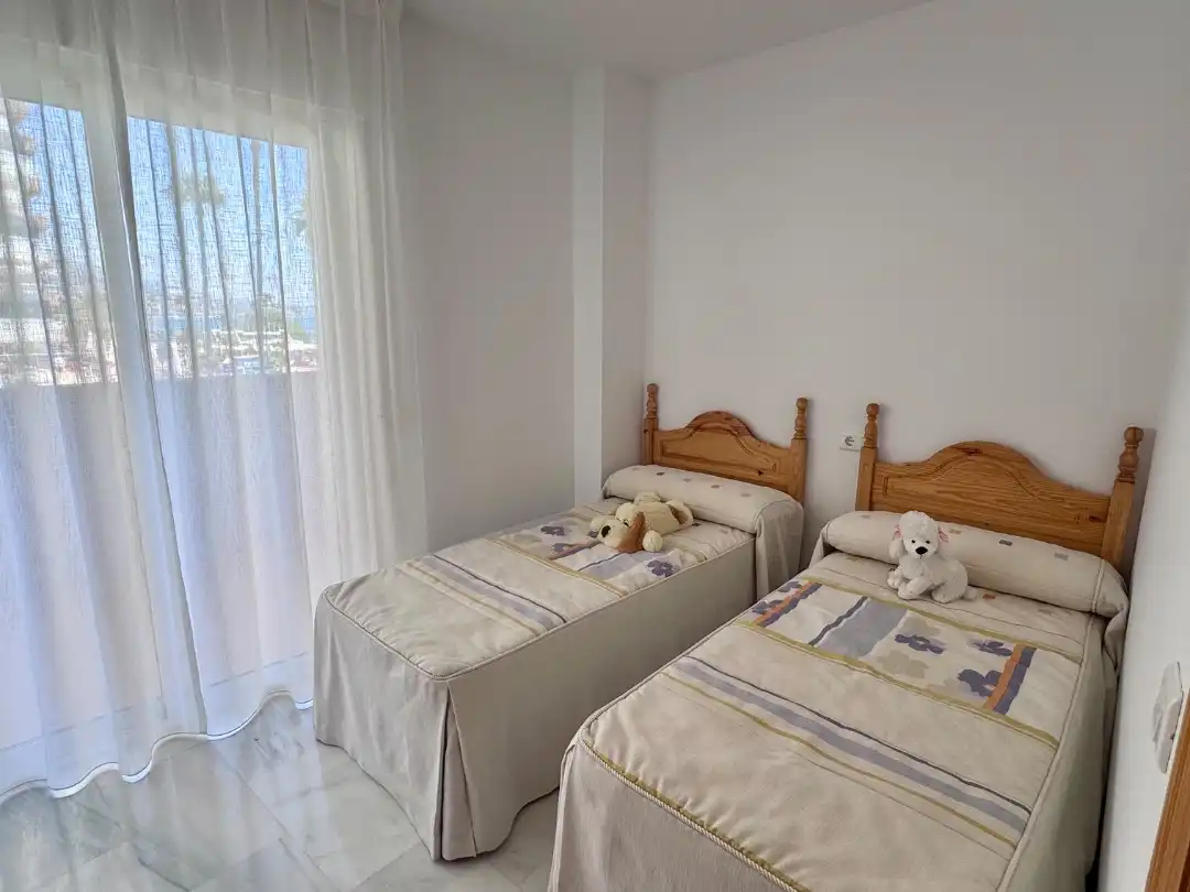 Piso de alquiler en Calle Maestro Pedro Calvo, 2, Playa de los Boliches Habitación de Piso de alquiler en Fuengirola con Aire acondicionado y Terraza