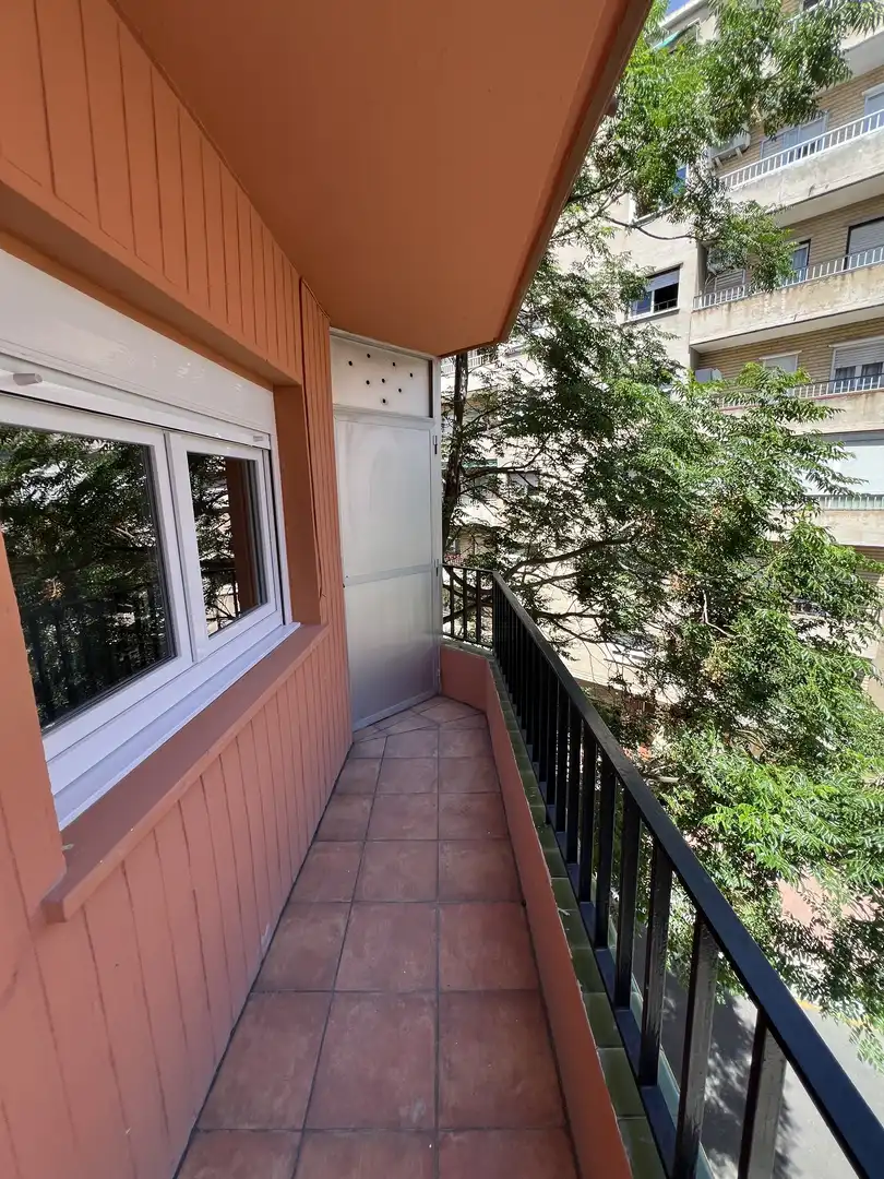 Balcony of Flat for rent in  Zaragoza Capital  with Air Conditioner and Balcony