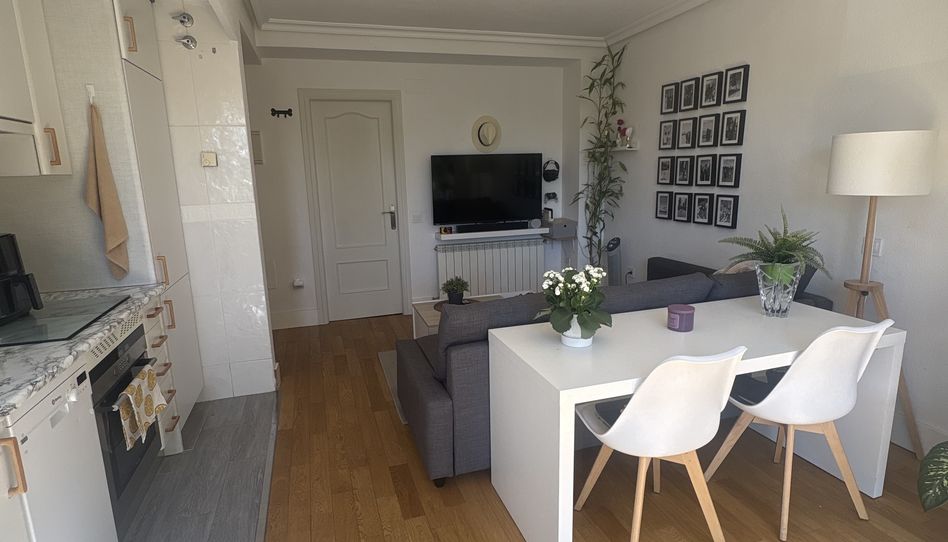 Piso en venta en Calle Alegría, 22, Valdepelayo - Montepinos - Arroyo Culebro, Leganés - imagen 1 Foto 1 de Piso en venta en Calle Alegría, 22, Valdepelayo - Montepinos - Arroyo Culebro, Leganés