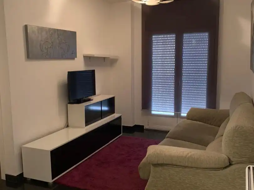 Flat for rent in Calle Arzobispo García Goldaraz, 9, Plaza de Toros Living room of Flat for rent in Valladolid with Heating, Furnished and Balcony