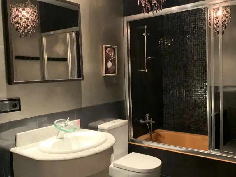Flat for rent in Calle Arzobispo García Goldaraz, 9, Plaza de Toros Bathroom of Flat for rent in Valladolid with Heating, Furnished and Balcony