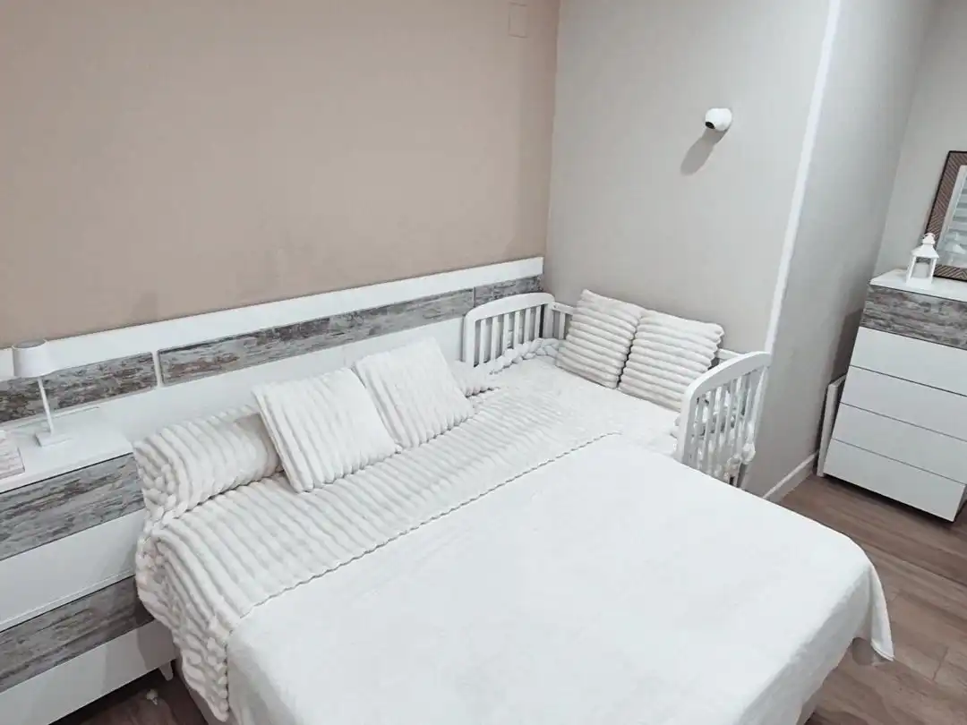 Ground floor for rent in Calle Enrique Ponce, 6, Peñamefecit - Avda Barcelona Bedroom of Ground floor for rent in Jaén with Furnished
