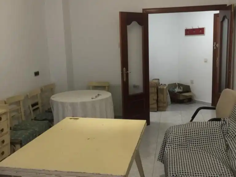 Flat for rent in Avenida París, 20, Ruta de la Plata Flat for rent in Cáceres with Heating, Terrace and Furnished