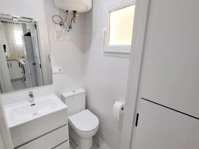 Piso de alquiler en Calle Provisiones, 22, Embajadores - Lavapiés Baño de Piso de alquiler en Madrid Capital con Aire acondicionado