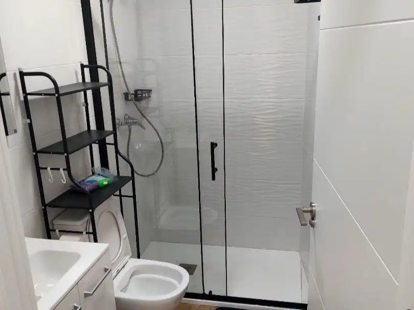 Apartament de lloguer a Calle Puerta del Sol, 20, Vallesequillo Bany de Apartament de lloguer en Jerez de la Frontera amb Aire condicionat, Calefacció i Moblat