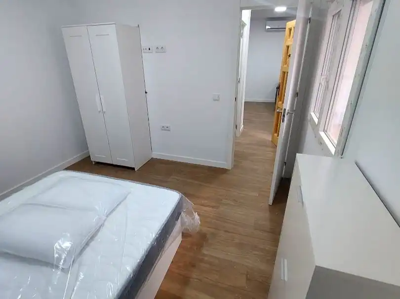 Apartament de lloguer a Calle Puerta del Sol, 20, Vallesequillo Dormitori de Apartament de lloguer en Jerez de la Frontera amb Aire condicionat, Calefacció i Moblat
