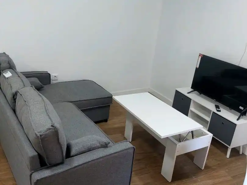 Apartament de lloguer a Calle Puerta del Sol, 20, Vallesequillo Sala d'estar de Apartament de lloguer en Jerez de la Frontera amb Aire condicionat, Calefacció i Moblat