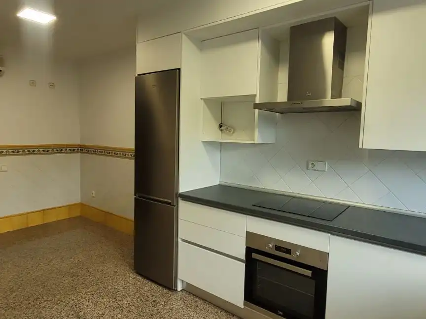 Flat for rent in Avenida Federico García Lorca, 102, Oliveros - Altamira Kitchen of Flat for rent in Almería with Air Conditioner, Heating and Storage room