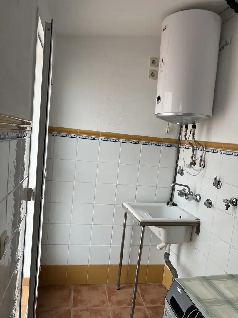 Pis de lloguer a Calle Príncipe de Vergara, 26, Mengíbar Bany de Pis de lloguer en Mengíbar amb Aire condicionat, Calefacció i Terrassa